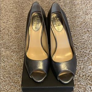 Cole haan size 6.5 silver heels